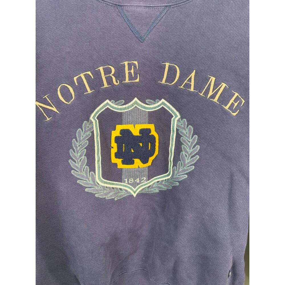 Vintage 90s Russell Notre Dame Fighting Irish Embroidered Crewneck‎ Sweatshirt